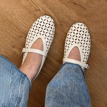 羊皮版～新款低跟平底镂空玛丽珍鞋时尚百搭真皮凉鞋小众一字带单