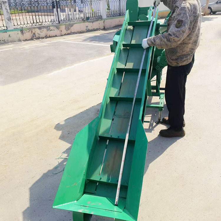 自动装车玉米脱粒机 非洲柴油机带动打玉米机移动底架方便操作