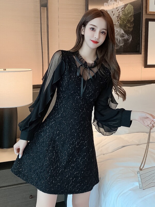Model's Real Shot of the New Autumn and Winter Style Spliced ​​Ruffled Slimming Dress