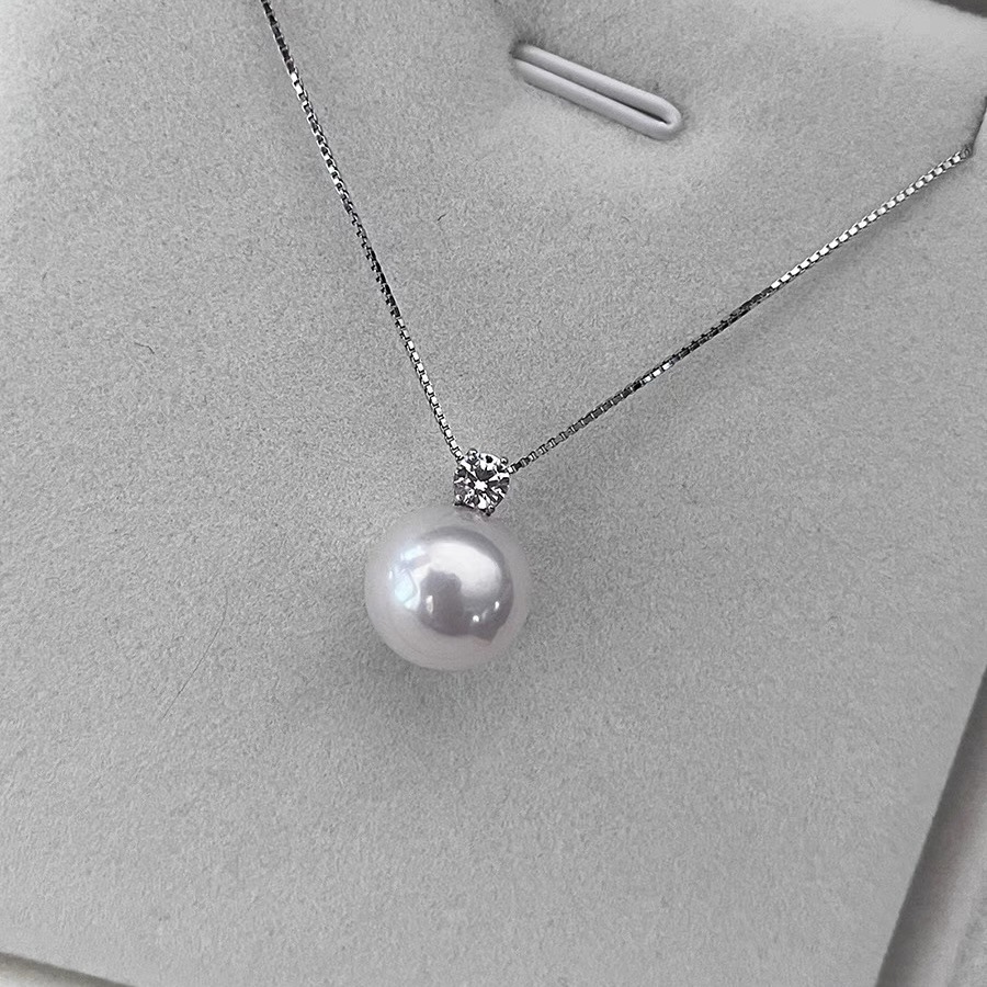 18k Gold Classic Diana Pendant Necklace 8-14mm Round Extreme Light Natural Freshwater Zhuji Pearl