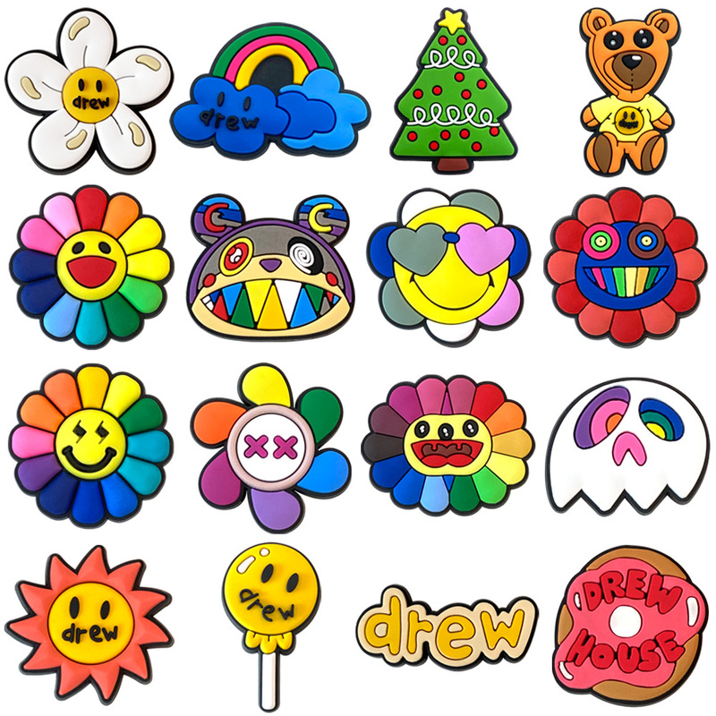 Happy Smiling Face Shoe Buckle Bieber Sunflower Pattern Clogs Shoe Flower Exquisite Soft Rubber Shoe Accessories