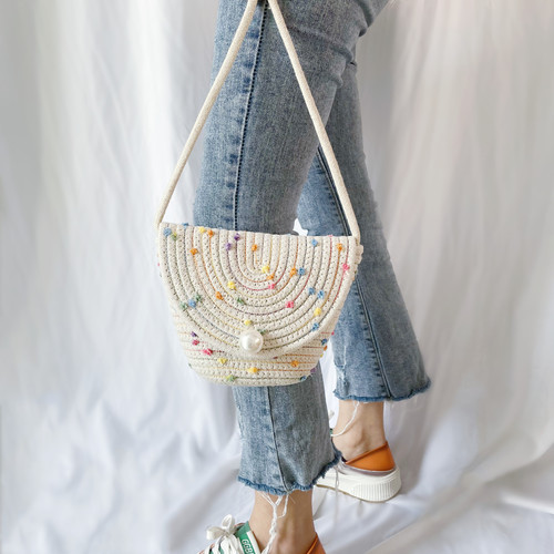 新款时尚彩色简约洋气百搭斜挎包小清新珍珠翻盖斜挎棉绳小手机包