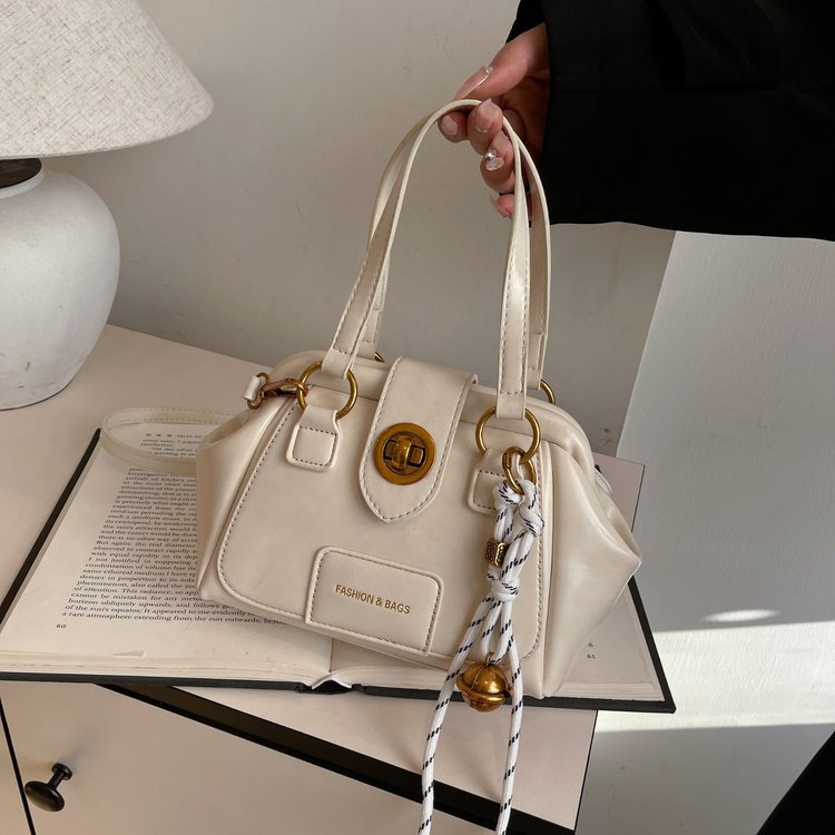 Agregue nuestra tienda QQ para obtener productos de dos yuanes de descuento