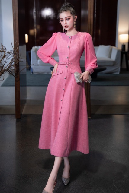 autumn elegant quality dress with a round collar