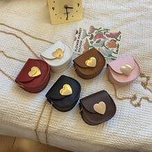 批发迷你荔枝纹PU儿童小包可爱爱心装饰女童链条斜挎包翻盖零钱包