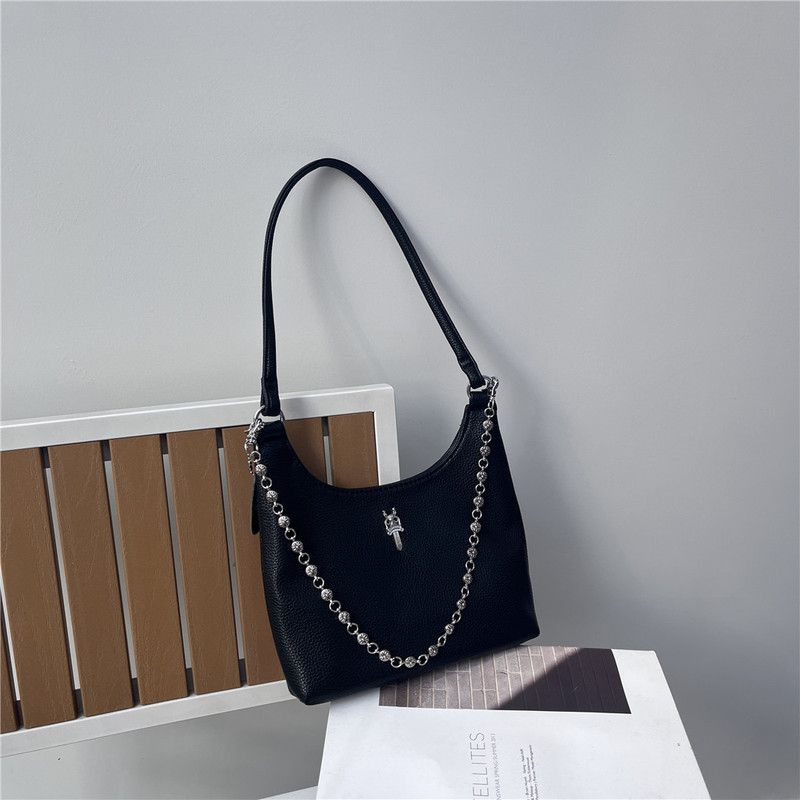 Advanced Underarm Bag 2022 New Soft Leather Chain Shoulder Bag Crowe Family Style Simple Small Bag Advanced Underarm Bag 2022 New Soft Leather Chain Shoulder Bag Crowe Family Style Simple Small Bag