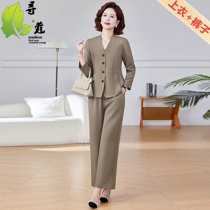 新款妈妈装中老年女士休闲套装成熟婆婆装女性服装大码宽松中年装|undefined