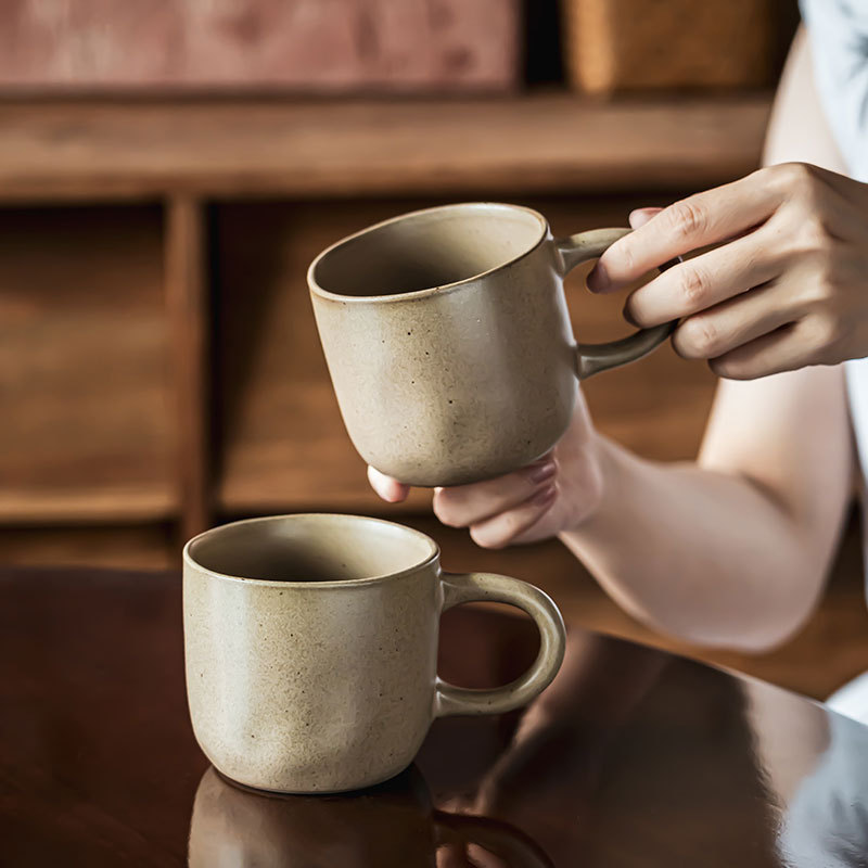 Tazas de cerámica mate vintage tazas de agua japonesas tazas domésticas al por mayor tazas de café de la tarde tazas de oficina