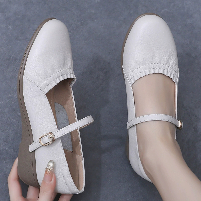 Кожаные одиночные туфли женская весна и лето 2025 новая мягкая подошва плоская женская обувь Мэри Джейн большой размер мелкий рот с маленькими кожаными туфлями