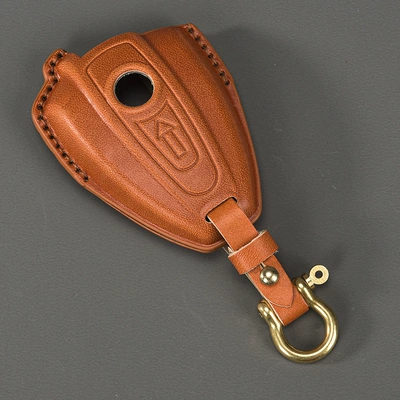Suitable for Bmw R18 Car key bag - brown-horseshoe-buckle