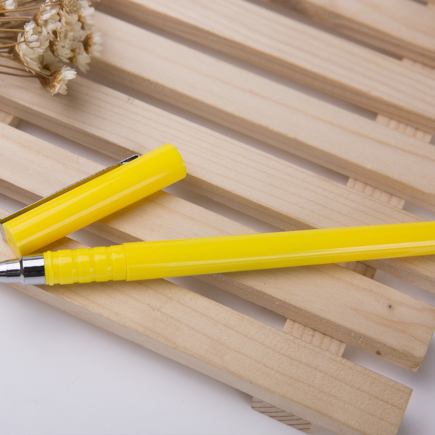 Bolígrafo de publicidad de color neutro personalizado LOGO bolígrafo de agua de carbono color caramelo bolígrafo neutro personalizado bolígrafo de firma de agua