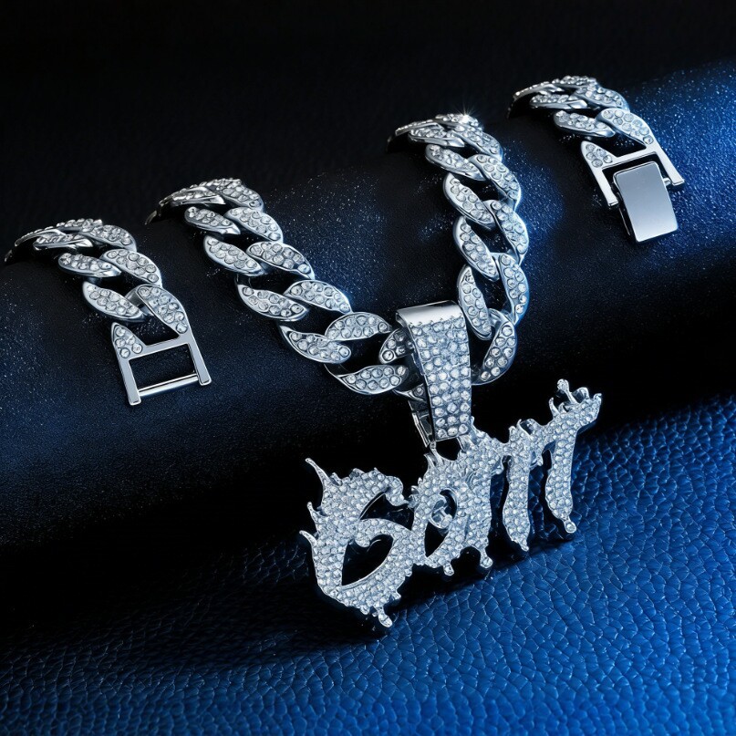 Europa y los Estados Unidos Hip-Hop lleno de diamantes cadena cubana llama Gott letras colgante collar accesorios de rap marca de moda para hombres al por mayor