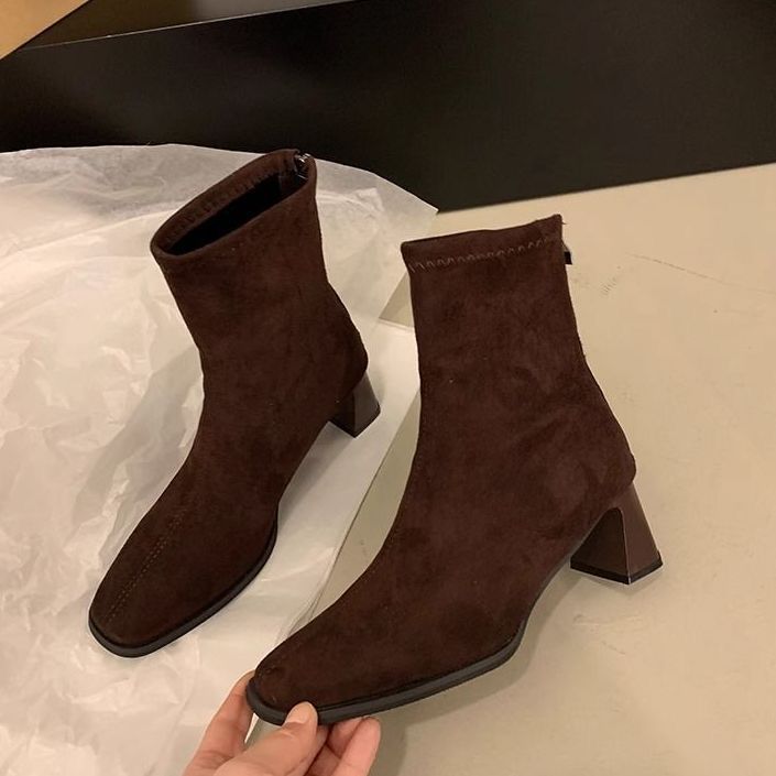 法式方头粗跟瘦瘦短靴子2025秋冬季新款时尚百搭舒适复古风马丁靴