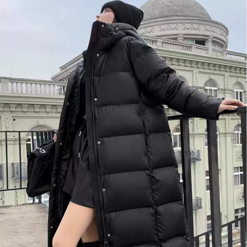 黑金羽绒服女高级感新款女装冬季女外套长款连帽鹅绒平湖羽绒服