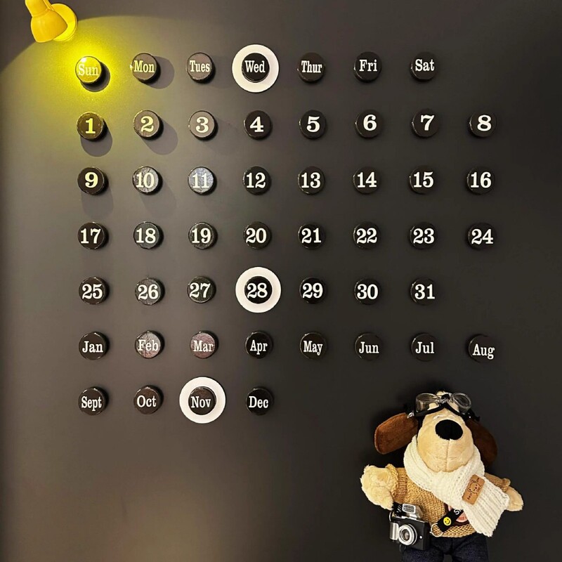 Magnetic calendar for entrance door, magnetic door sticker, decorative fridge sticker, DIY accessories, creative desk calendar magnet, personalized and creative Magnetic calendar for entrance door, magnetic door sticker, decorative fridge sticker, DIY accessories, creative desk calendar magnet, personalized and creative
