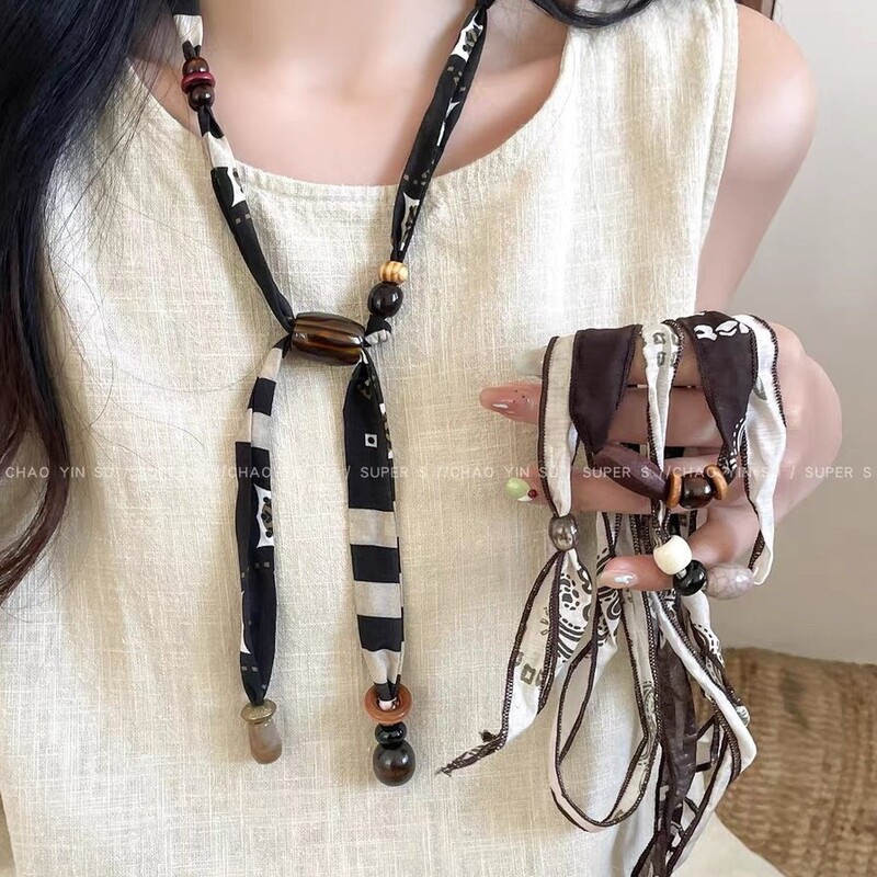 Bohemian Style Paisley Fabric Necklace for Women with a Sense of Design, Beaded Pull Scarf, Clavicle Sweater Chain Accessory