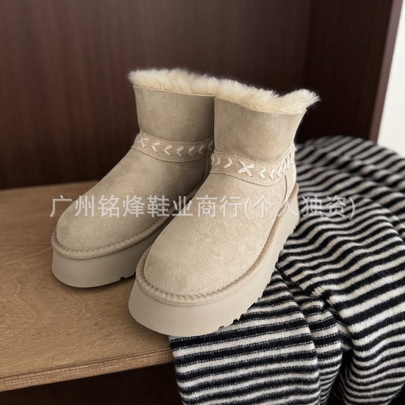 Fur integrated snow boots for women Golden Bean European goods 25…