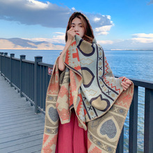 云南新疆西藏旅游红色民族风披肩女夏连帽斗篷空调房保暖外搭披风