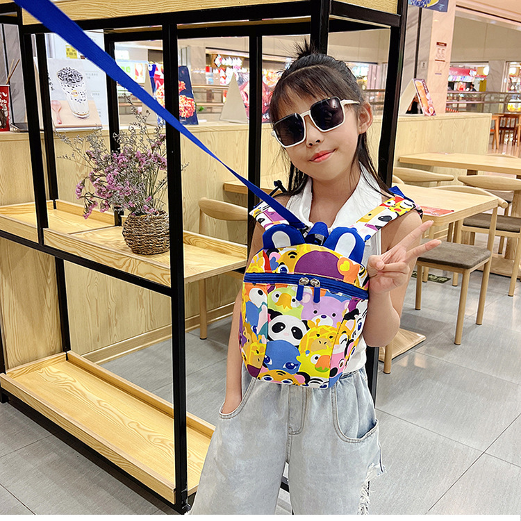 Wholesale schoolbags for boys and girls in kindergartens, cartoon anti-wandering ropes, children's backpacks, and trendy casual bags for children aged 2 to 6 undefined