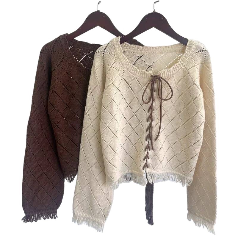 Cardigan de punto roscado con bordas huecas para mujeres 2025 diseño de otoño francés de nicho corta correa chaqueta suéter corto
