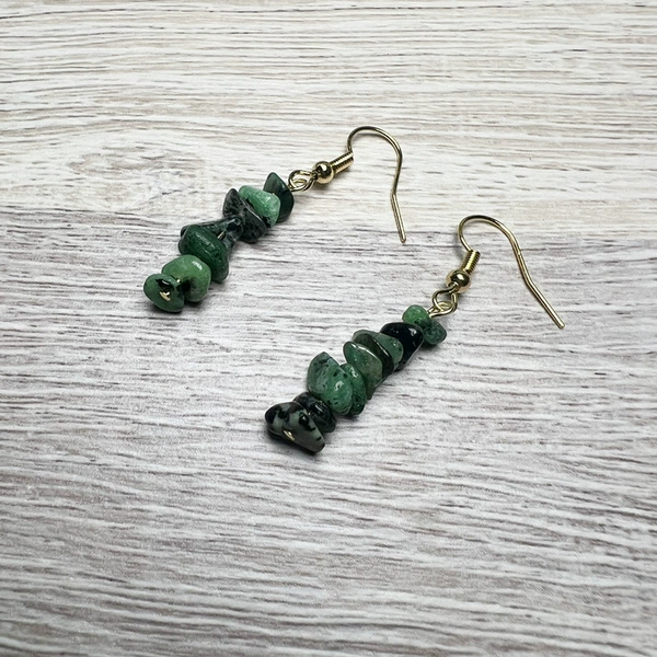 Red and green treasure