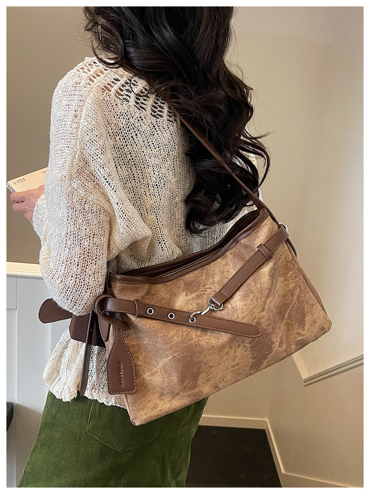 Borsa a spalla minimalista in camoscio elegante per donna_voghion.com