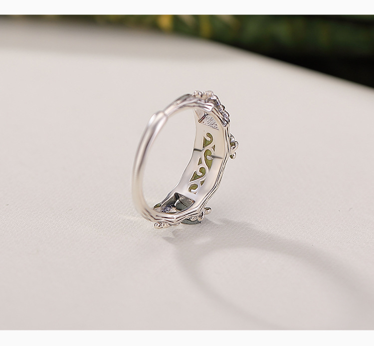 Nhẫn nữ bạc S925 mạ vàng đính ngọc Hetian sapphire hình bướm phong cách retro cổ điển — Một mảnh chi tiết 4