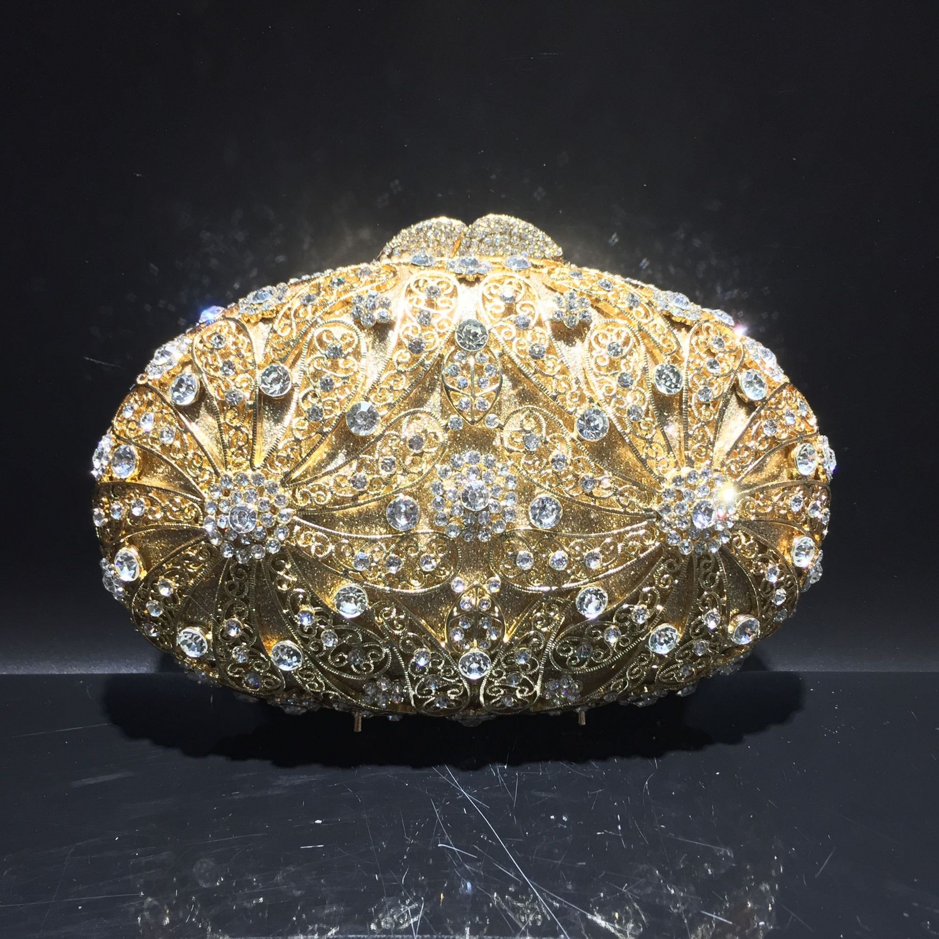 Fábrica directa de diamantes de mano bolsa de cristal de metal vacío cena de diamantes envuelto en una bolsa de cabello