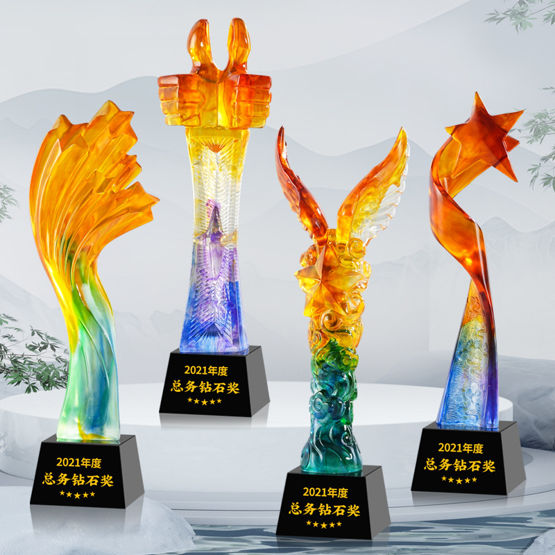 Reunión anual de trofeos de vidrio de agua personalizados Premios contribuciones sobresalientes del personal creativo Medalla de cristal de cinco puntas personalizada
