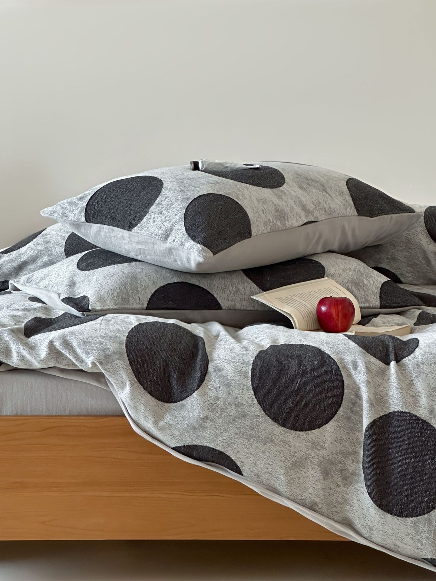 Conjunto de capa de edredão jacquard com bolinhas verde retro_voghion.com