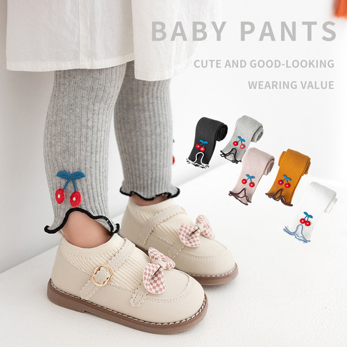 Children's leggings girls' pantyhose spring and autumn fungus edge cherry baby nine-point leggings baby Korean version wholesale