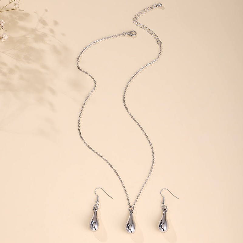 Nuevo collar de gota de agua transfronterizo de Europa y América, pendientes de gota de agua de moda, conjunto de joyería universal, accesorios de viaje diario