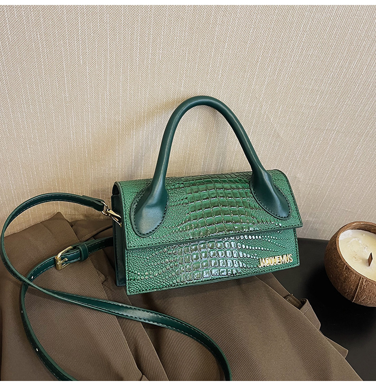 Bolso de moda de estilo occidental europeo y americano 2024 nuevo bolso de hombro retro de tendencia salvaje bolso de mensajero de textura simple