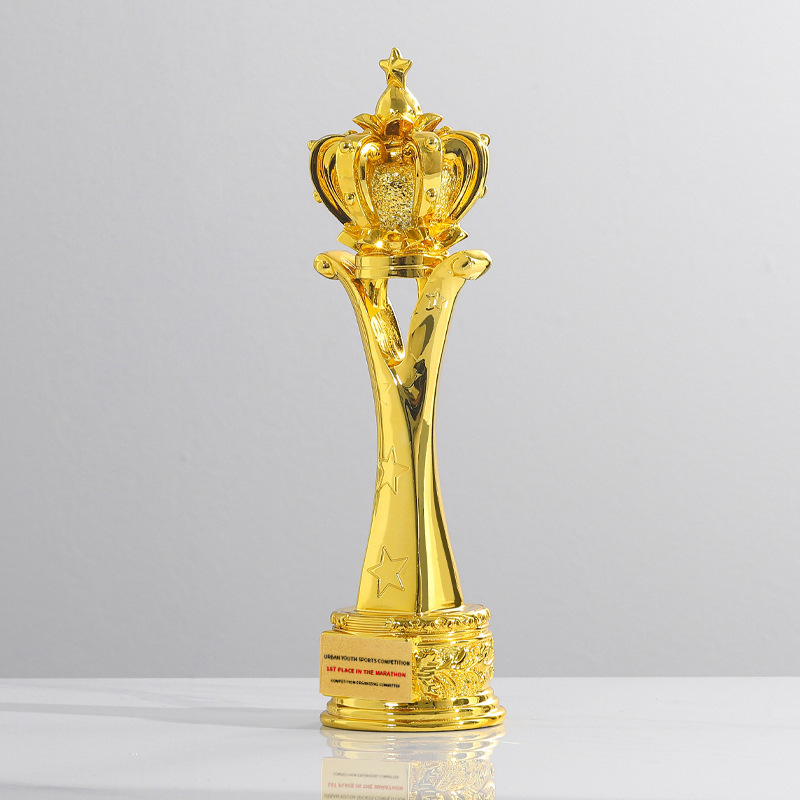 Trofeo de cristal de resina creativo, premios de producción, premios de competición deportiva de gran venta, recuerdos de reuniones anuales de empresa chapados en oro