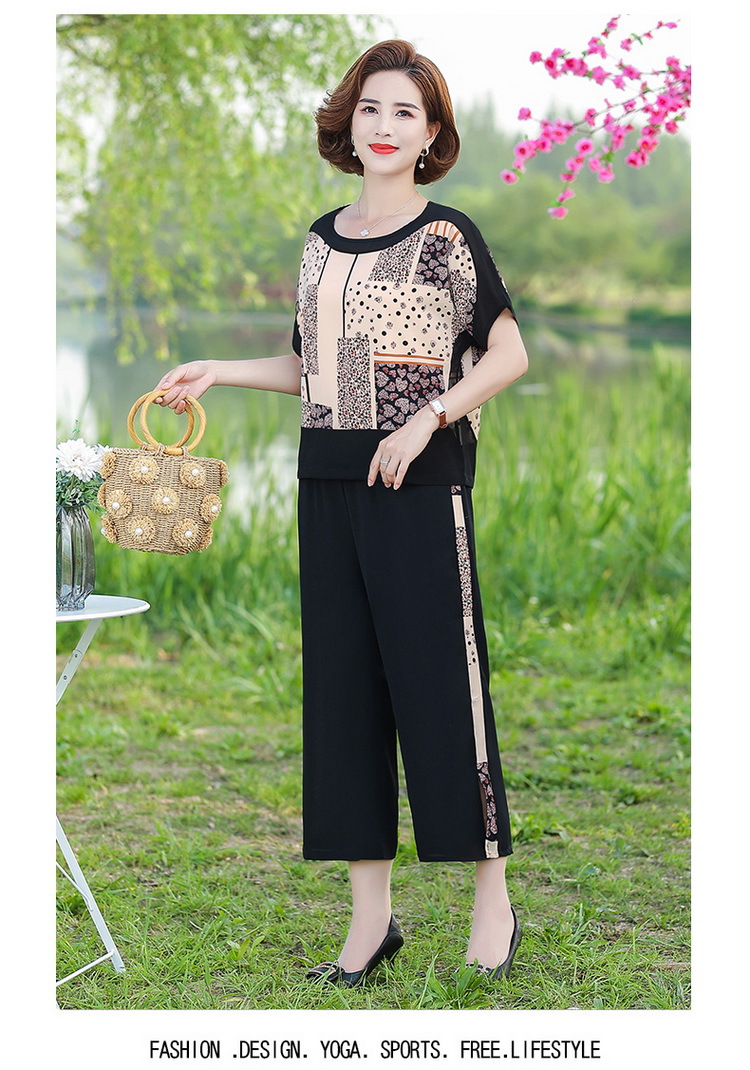 2023 Summer new short sleeve middle-aged and elderly suit female mother's wear plus size high waist cropped wide leg pants two-piece suit fashion
