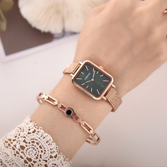 新款方形小綠表手錶女士時尚輕奢復古簡約金屬錶帶防水石英表