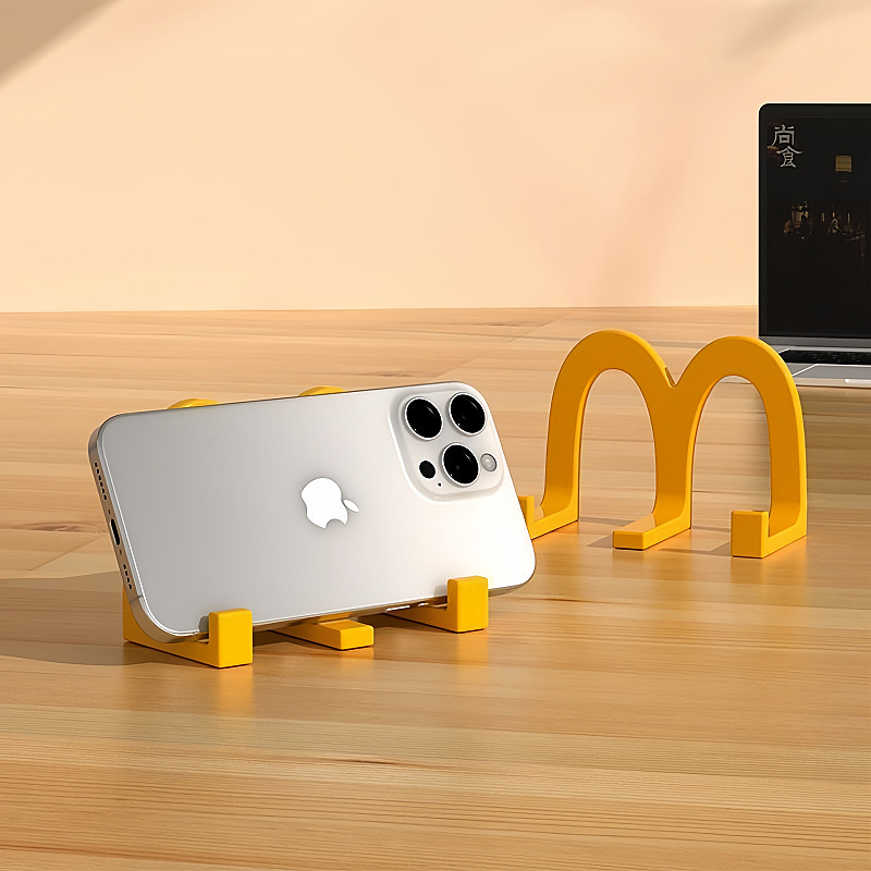 Soporte para teléfono móvil de escritorio McDonald's, pequeños adornos, oficina creativa, marco para teléfono móvil, persecución, espectáculo de persecución, repelente de pájaros colgante