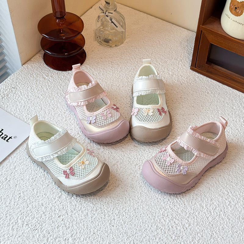 Children's Sports Shoes for Girls 2026 Summer Sandals Breathable Mesh Shoes Little Girls Sweet Princess Shoes Soft Sole Casual Shoes Children's Sports Shoes for Girls 2026 Summer Sandals Breathable Mesh Shoes Little Girls Sweet Princess Shoes Soft Sole Casual Shoes