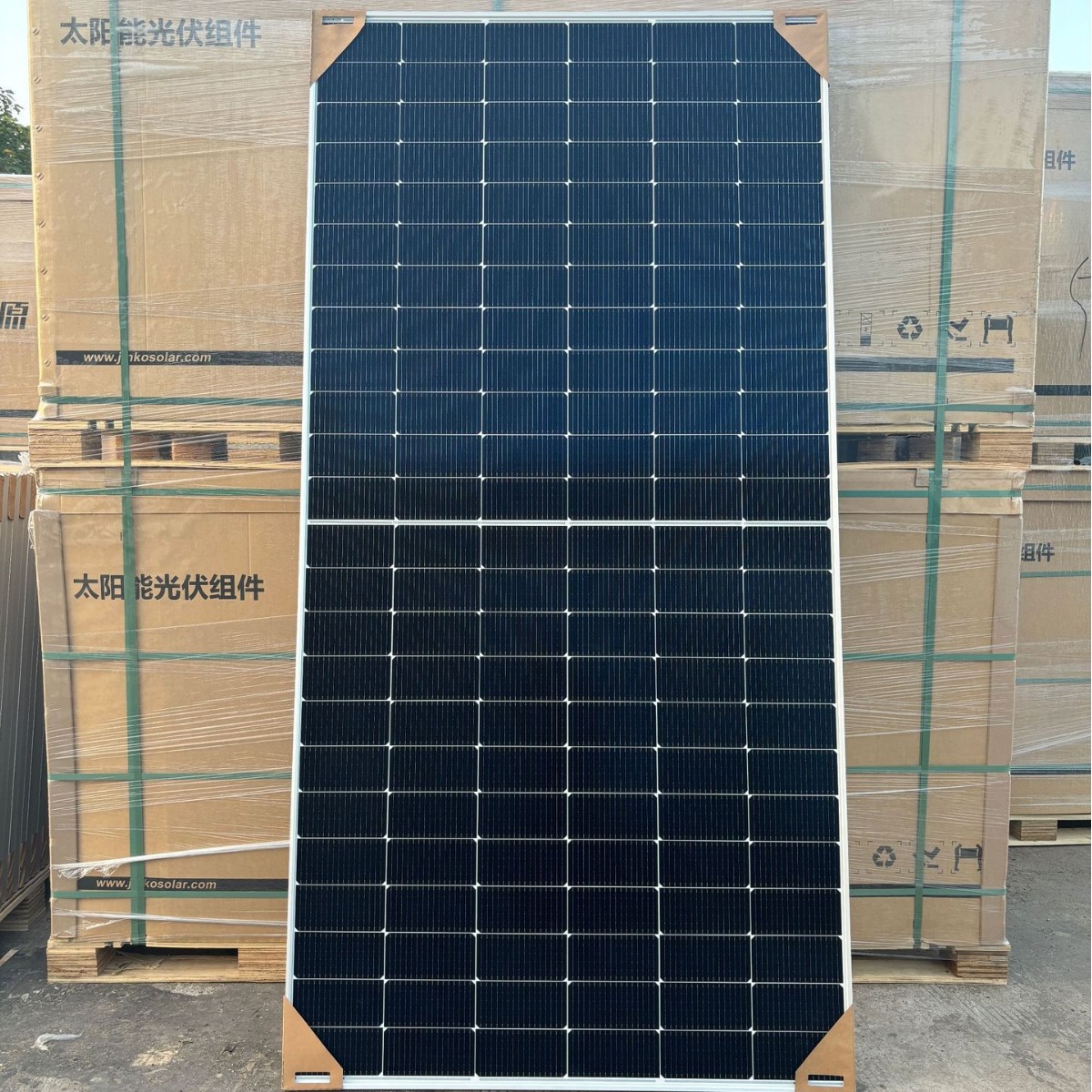晶科A级590瓦发电组件太阳能电池板太阳能发电