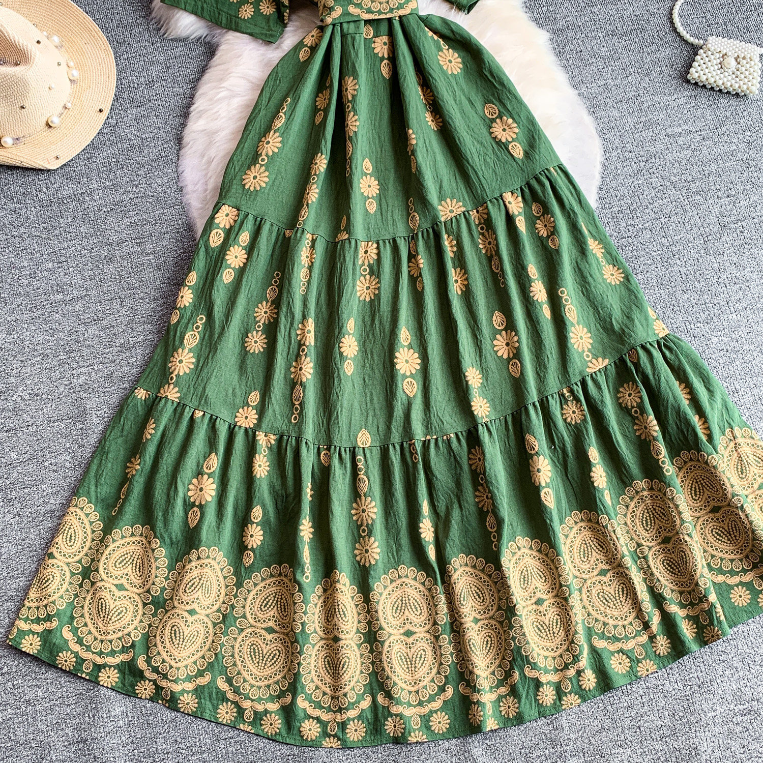 Women's French Retro Heavy Embroidery Lapel Dress Korean Style Single-Breasted Slimming Ruffled Long Skirt Summer Dress_ecoleips.com