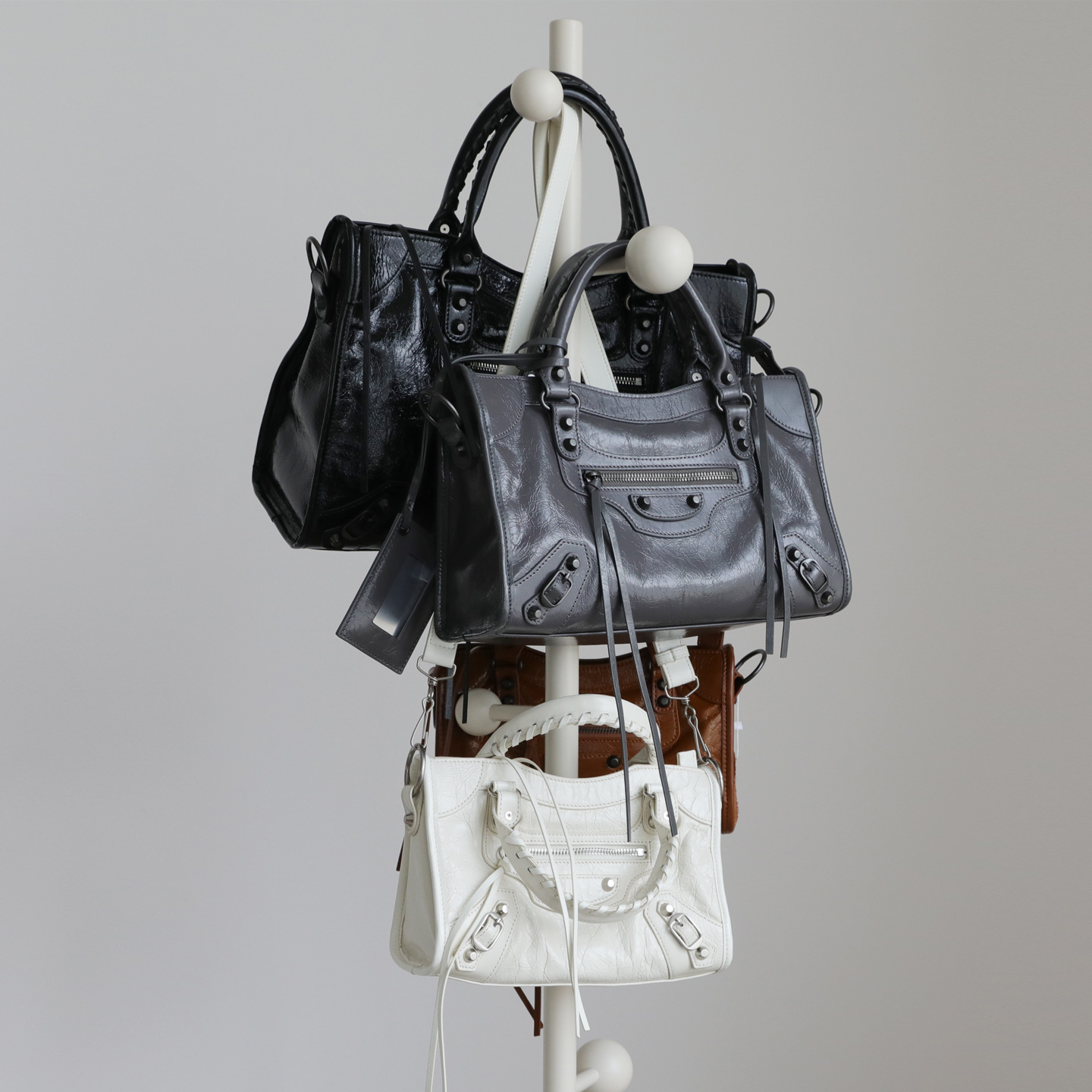 Classic Lecity Large Capacity Motorcycle Bag - Cracked Pattern Punk Studded Top Grain Cowhide Shoulder Handbag - Thumbnail 3