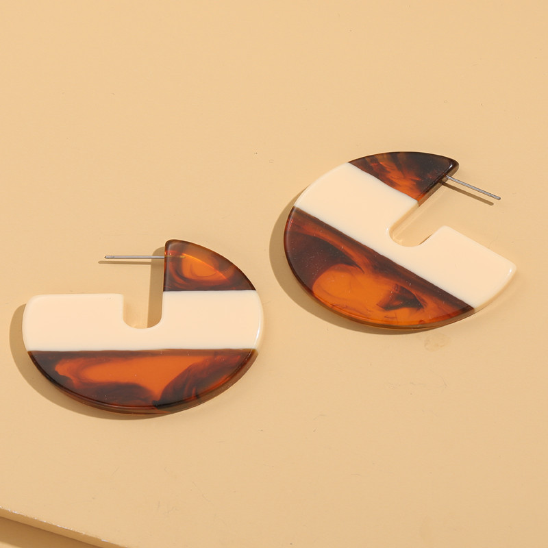 Fashion Geometric Acrylic Semi-circle Amber Earrings Wholesale display picture 2