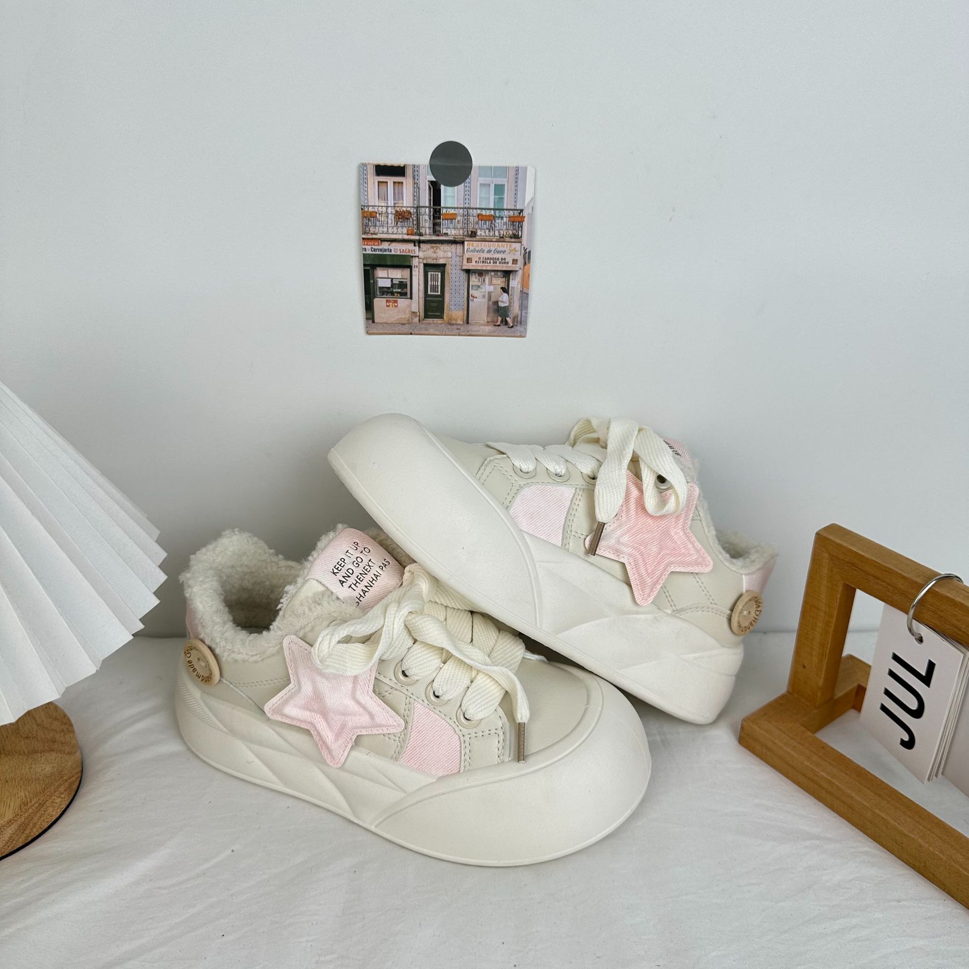 Zapatos de algodón grueso de ondas largas, zapatos blancos cálidos de mujer, zapatos de invierno, zapatos de skate casuales de nicho