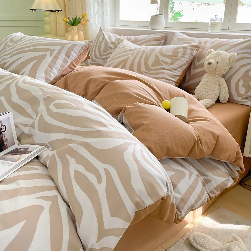Juego de cuatro piezas de algodón fresco, juego de tres piezas de algodón, funda de edredón gruesa para el hogar, sábana de dormitorio, lijado, cama individual para estudiantes