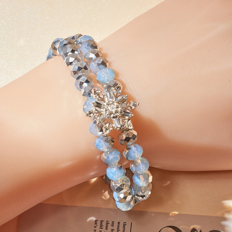 A Christmas Jewelry Elegant New Style Facet Crystal Glass Beads Snowflake Beaded Bracelet for Women and Girls