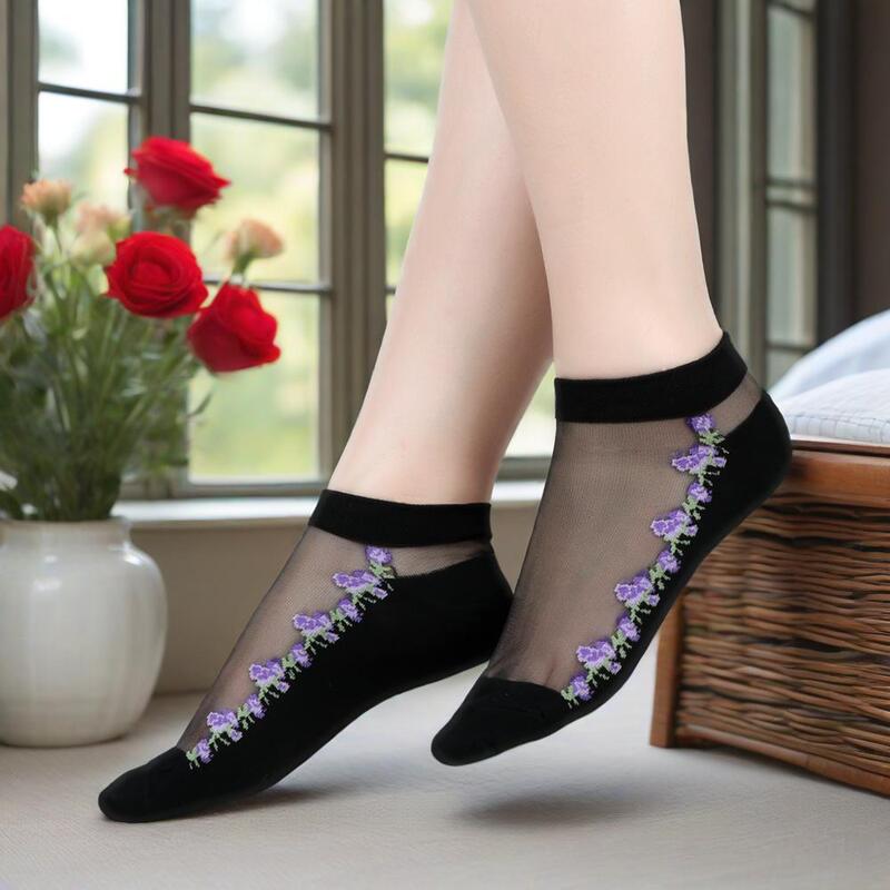 Ice Silk Short Socks, Summer Women's Short Silk Socks, Non-Slip Cotton Bottom, Glass Silk, Korean Style Embroidered Socks, Crystal Short Socks Ice Silk Short Socks, Summer Women's Short Silk Socks, Non-Slip Cotton Bottom, Glass Silk, Korean Style Embroidered Socks, Crystal Short Socks
