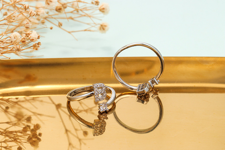 Housewarming, Anniversary, Business, Wedding, Travel, Birthday, Festival Occasion Copper Material Korean Letter B Diamond Copper Ring