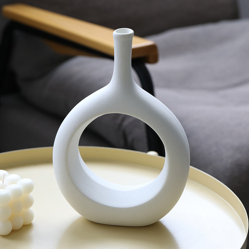 Nordic ceramic vase wholesale, Instagram-style small-mouthed decorative item for living room, floral arrangement, light luxury and sophisticated design, creative hydroponic flower pot