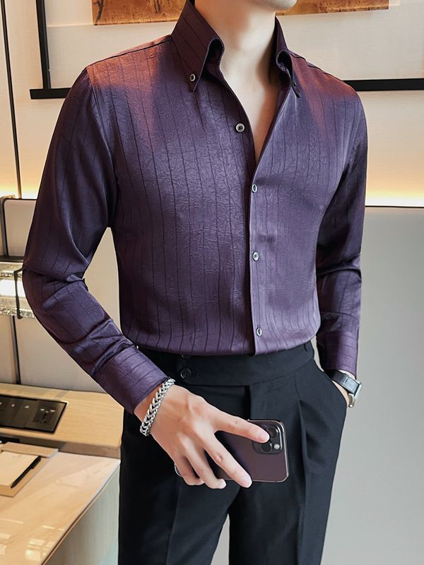 Otoño 2023 camisa de manga larga elegante camisa arrugada en relieve de alta calidad para hombres camisa de cuello alto cuello abierto con cuello en V