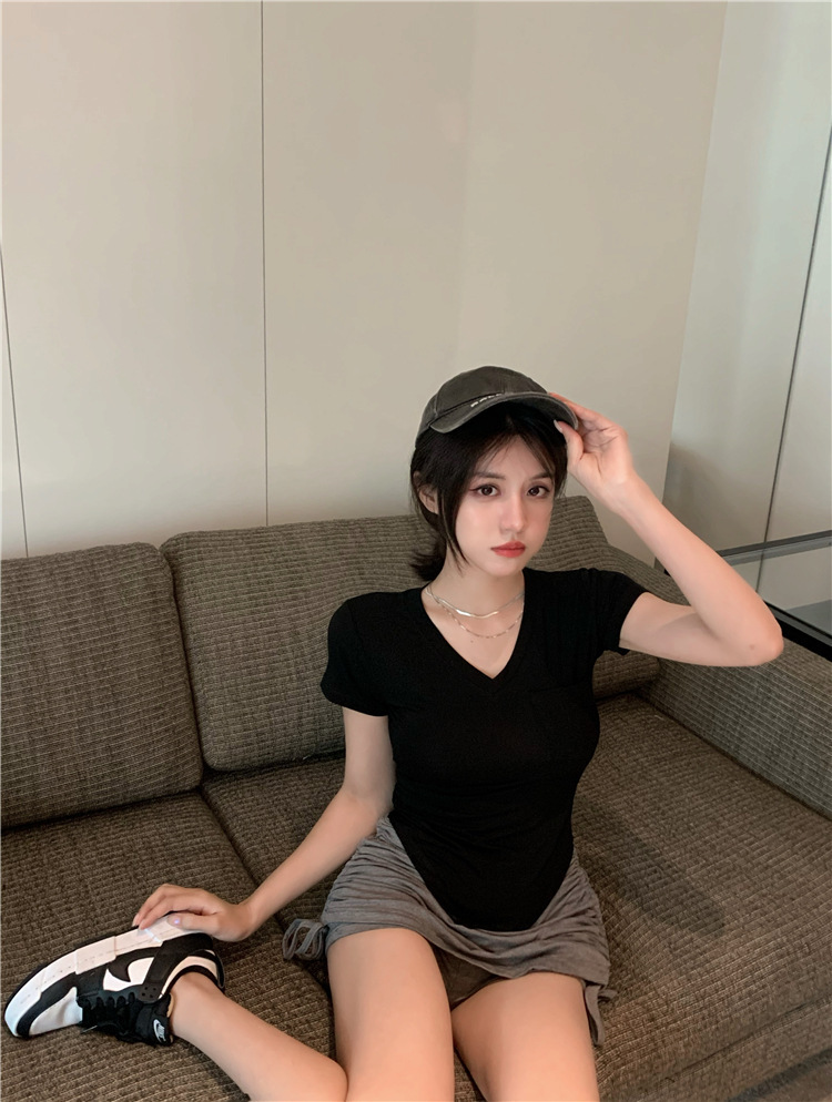 复制_v领纯欲风辣妹T恤女春季2023夏新款修.jpg